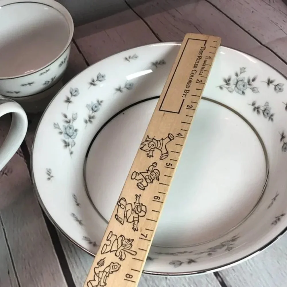 vintage NORLEANS fine china dinnerware made in Japan LORIENT